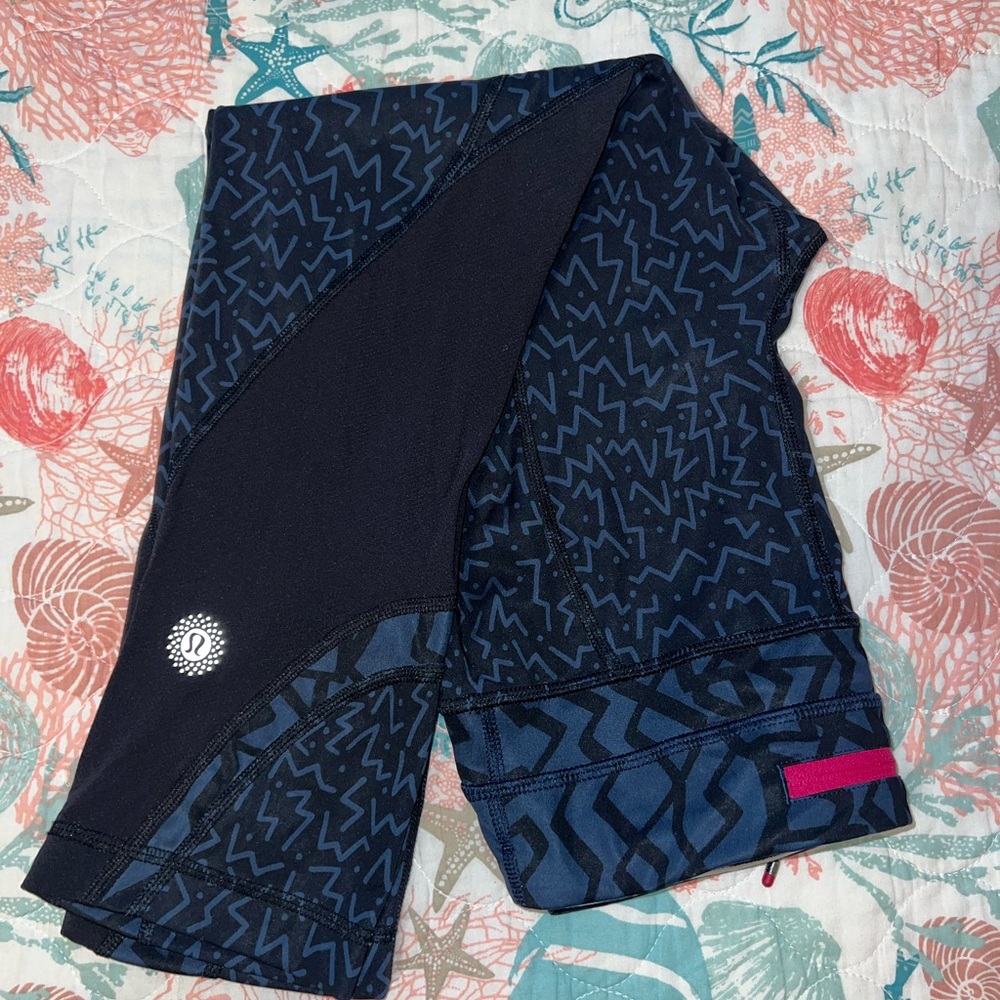 Lululemon Blue Patterned Leggings